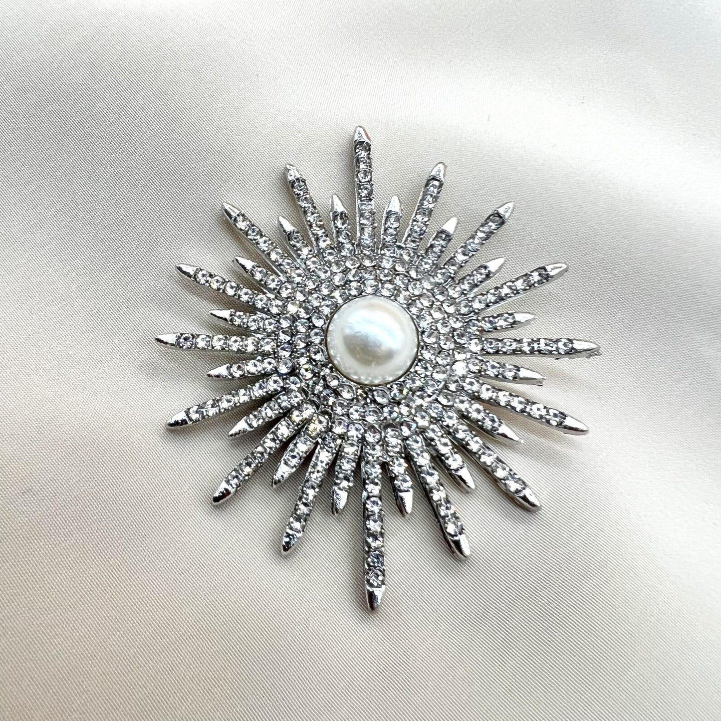 Sun Brooch - Gold