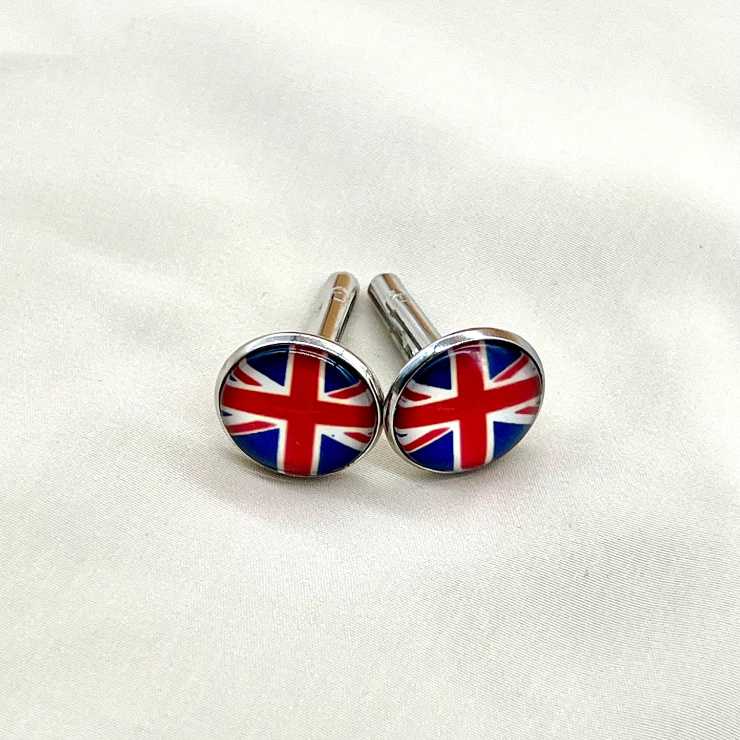 Cufflinks by country