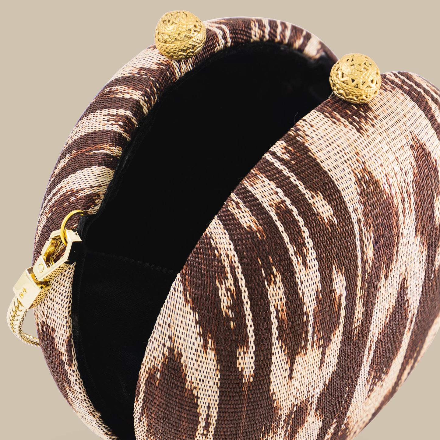 T'nalak Round Clutch Bag